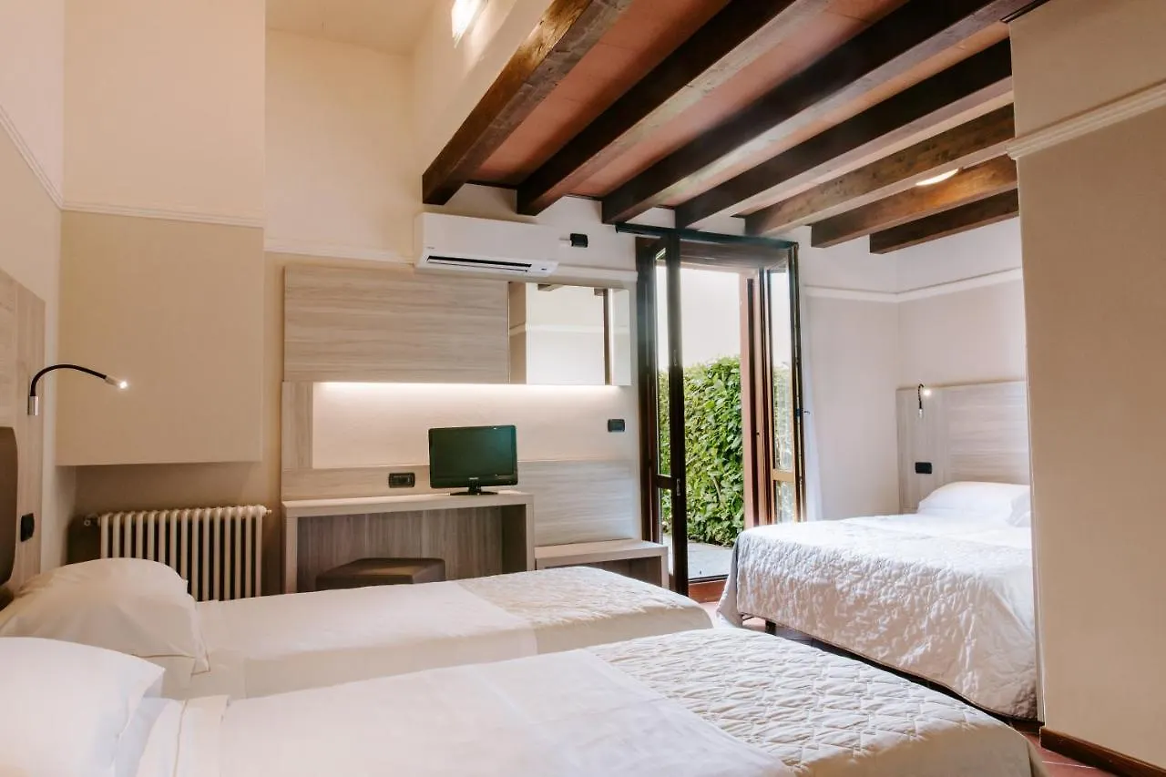 Country House Santa Maria Maddalena Budrio  0*, Budrio (Bologna) Italy
