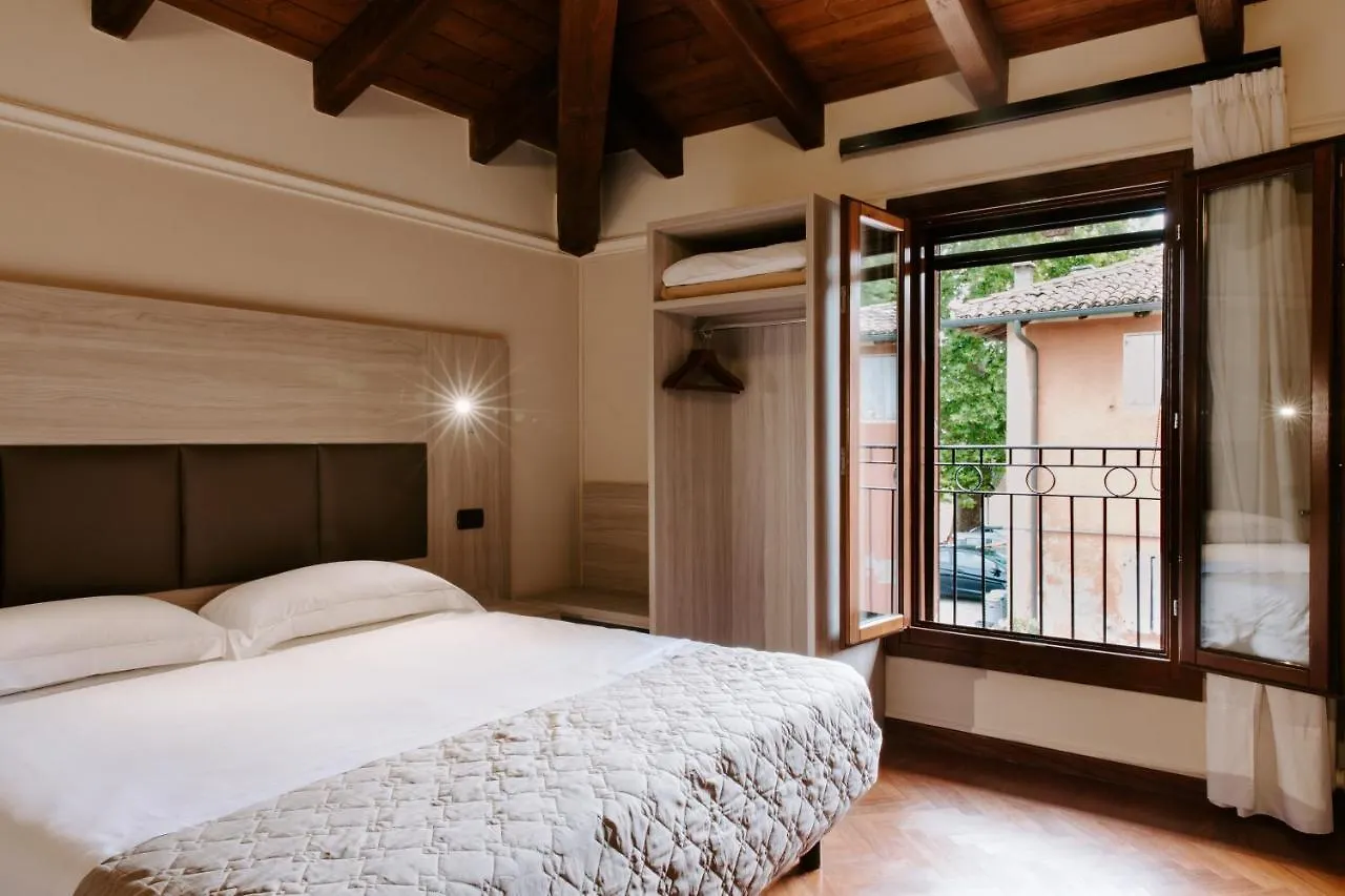 Country House Santa Maria Maddalena Budrio  0*, Budrio (Bologna)